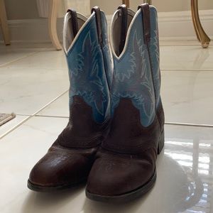 Ariat western boot